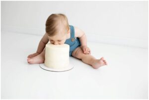 Sonoma County Cake Smash Photo Session