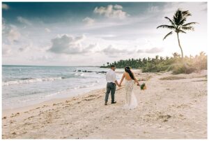 wedding photographer at mexico destination wedding