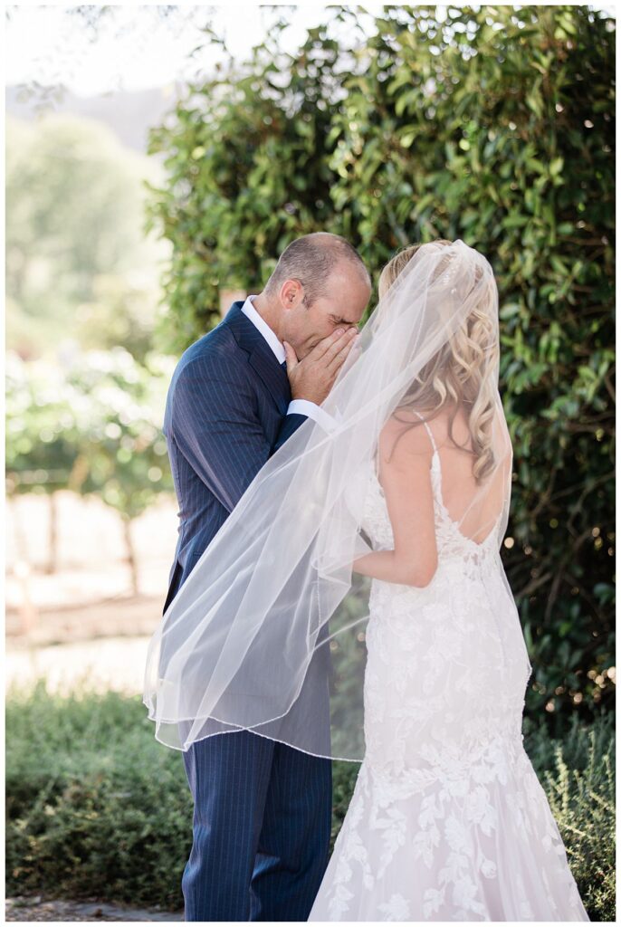 first look at sonoma county wedding