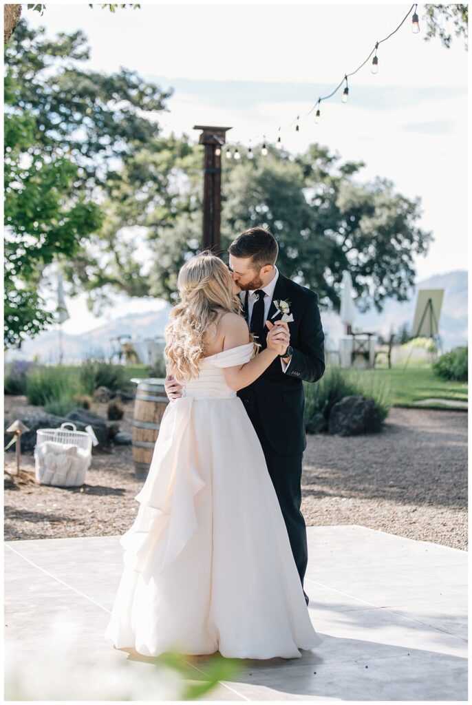 first dance at kunde winery wedding