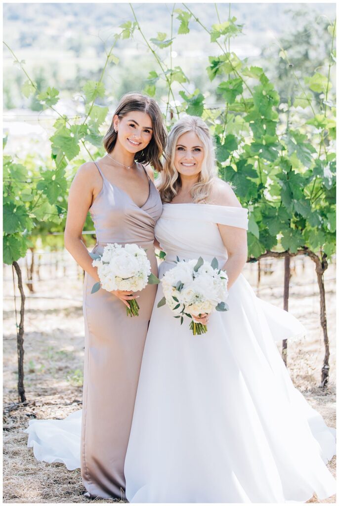 bridesmaids at kunde winery wedding