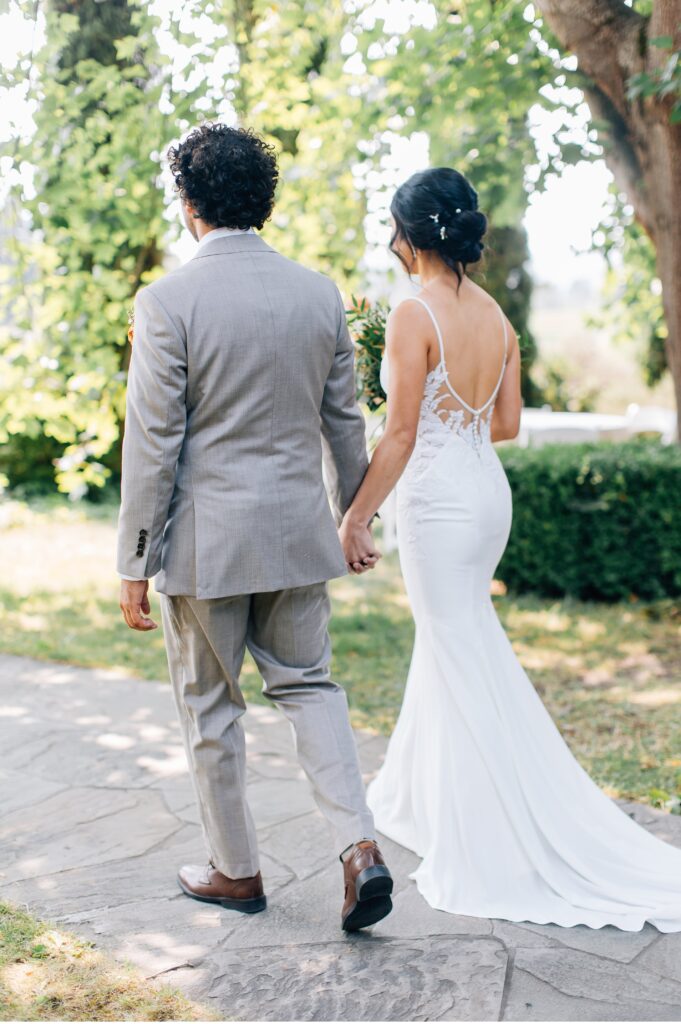 couples portraits at Sebastopol wedding