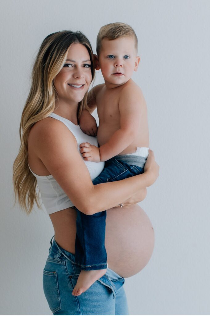 sonoma county studio maternity session