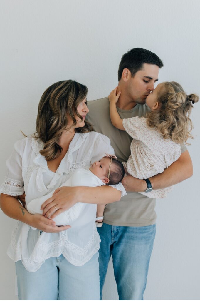 newborn family photo shoot 