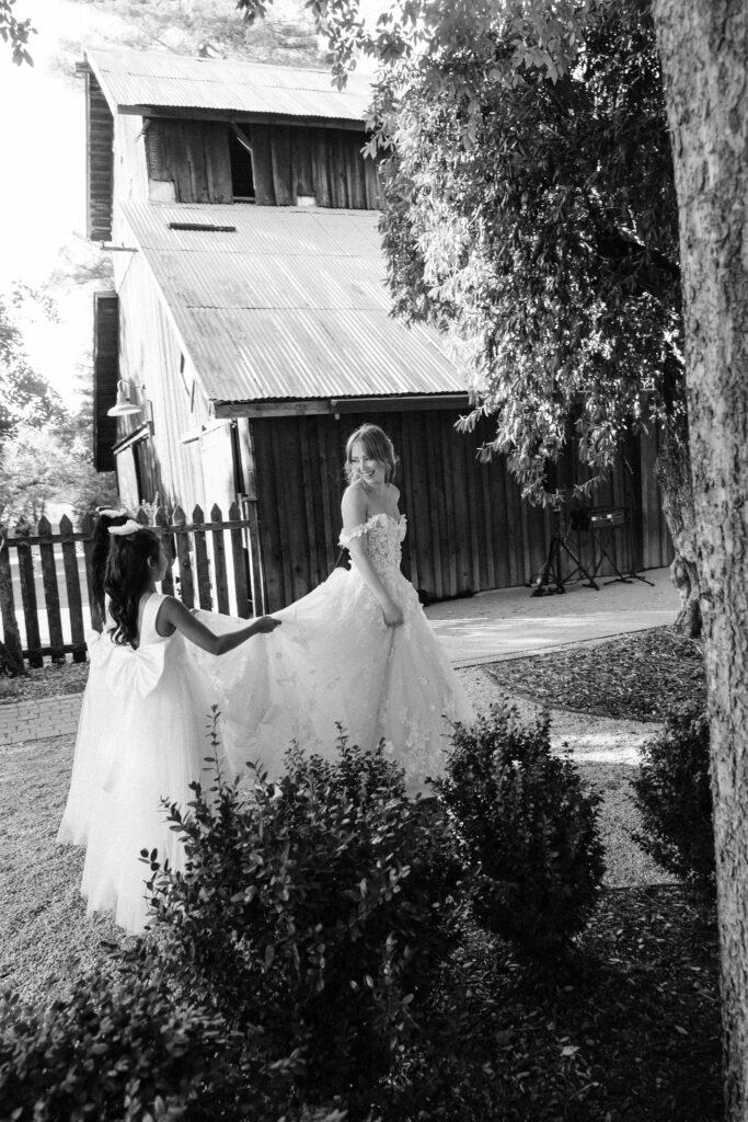 Candid images at Rus Farm wedding