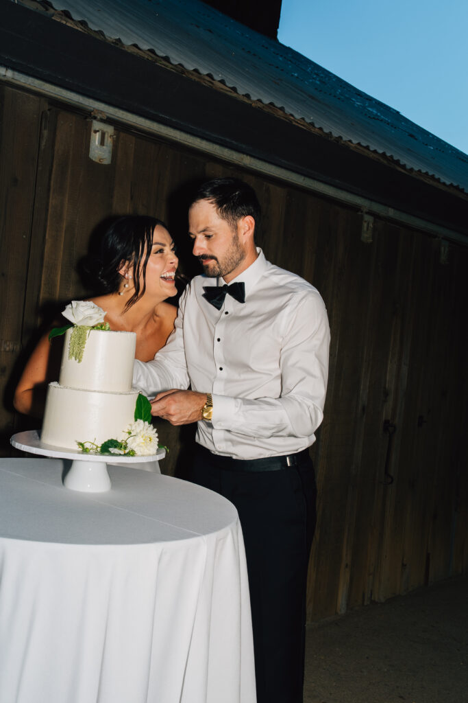 cake cutting at rus farm Healdsburg 