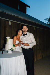 cake cutting at rus farm Healdsburg