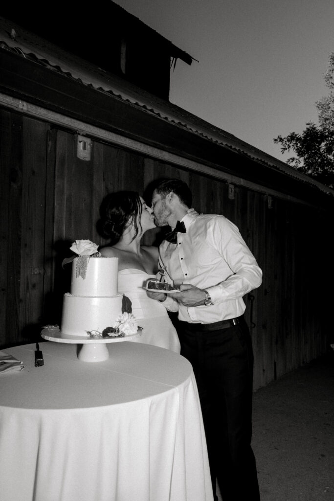 cake cutting at rus farm Healdsburg 