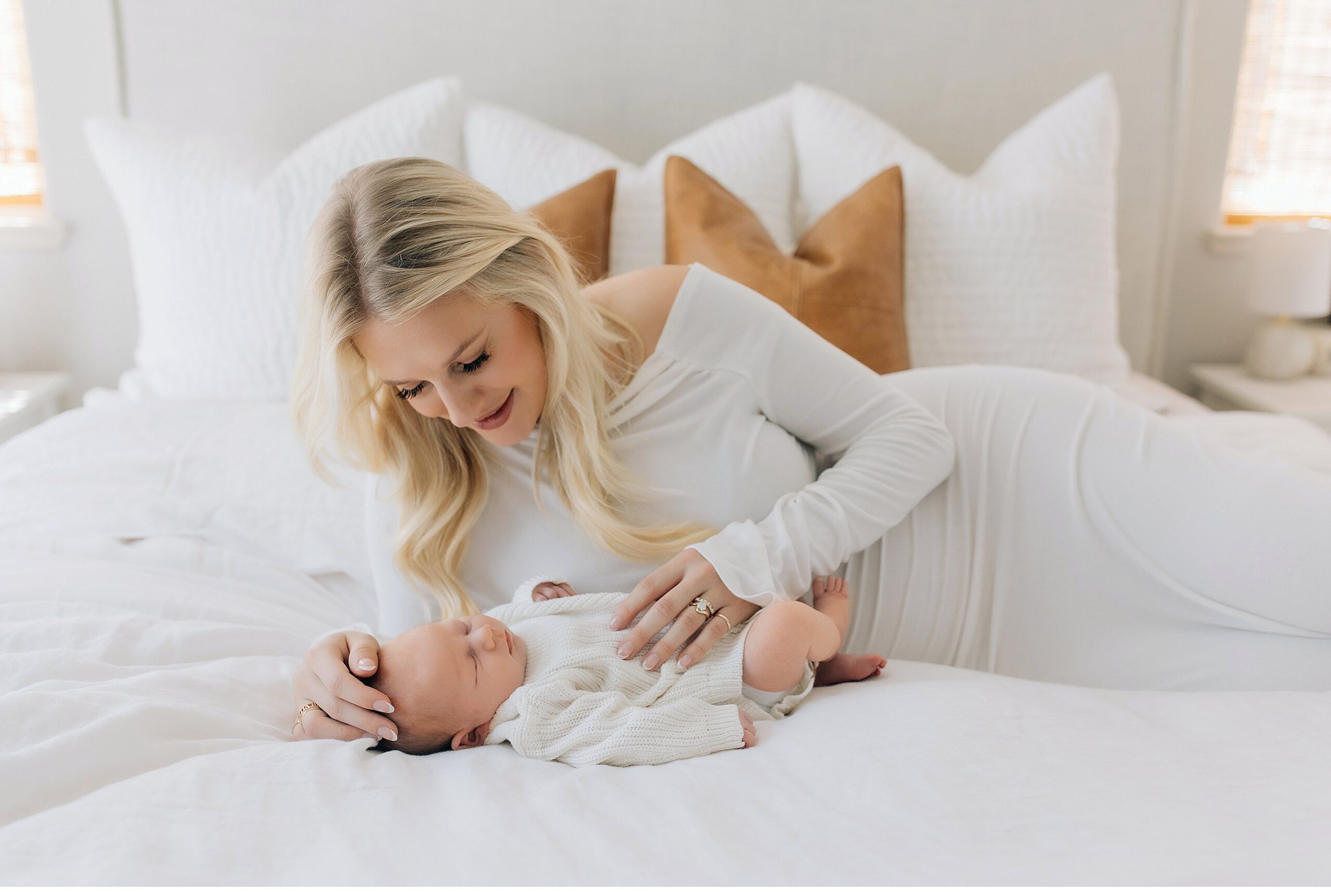 sonoma county lifestyle newborn photographer