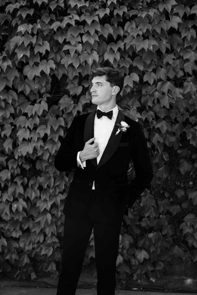 groom portrait at viansa